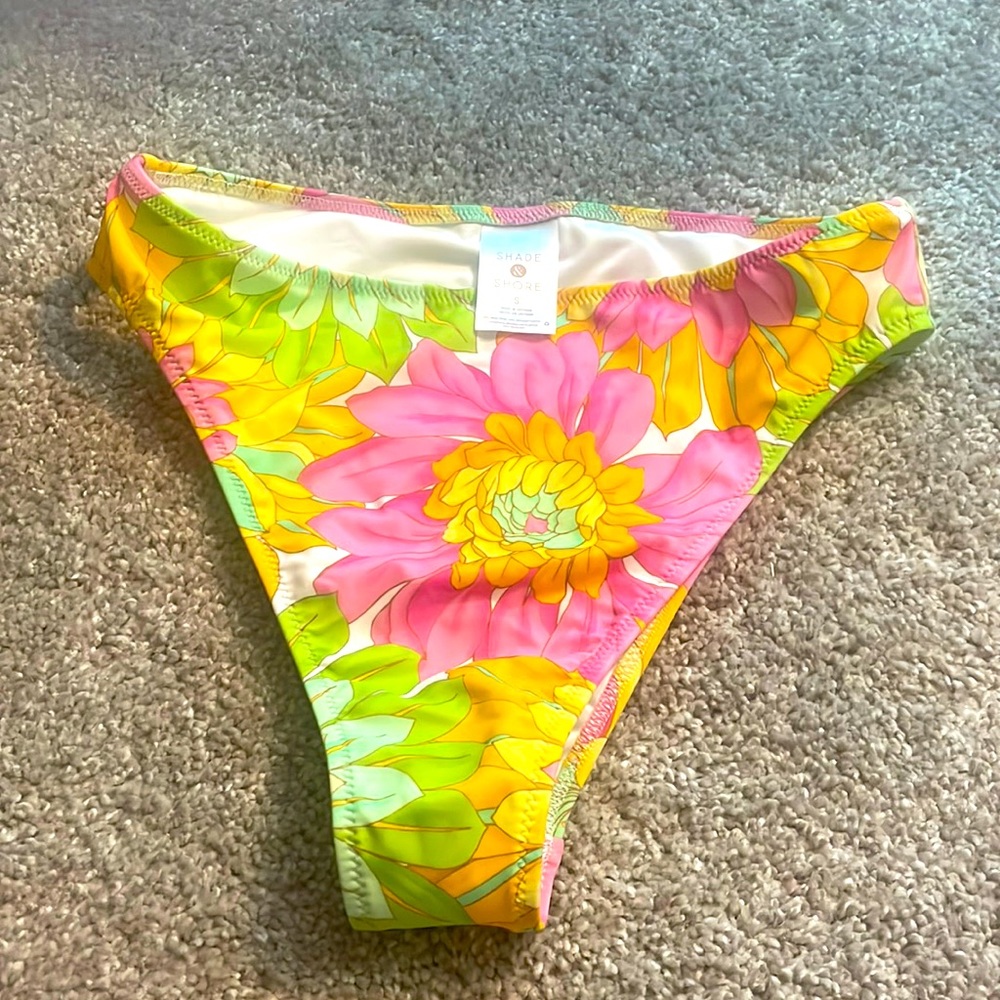 Shade & Shore floral bikini bottom size S new